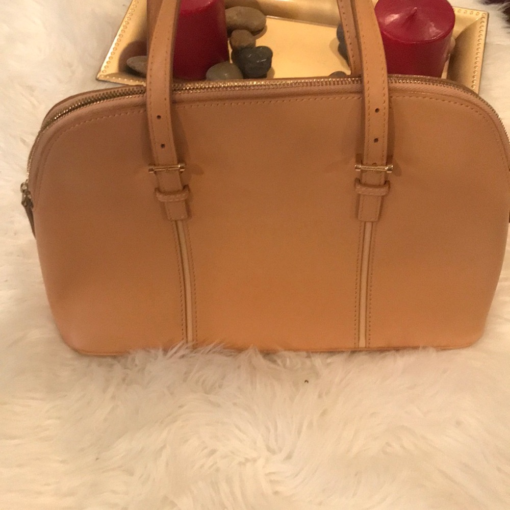 💜💜Authentic Burberry Handbag💜💜 - Picture 9 of 16